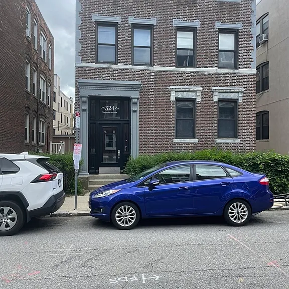 324 Summit Ave #1 — Photo 1