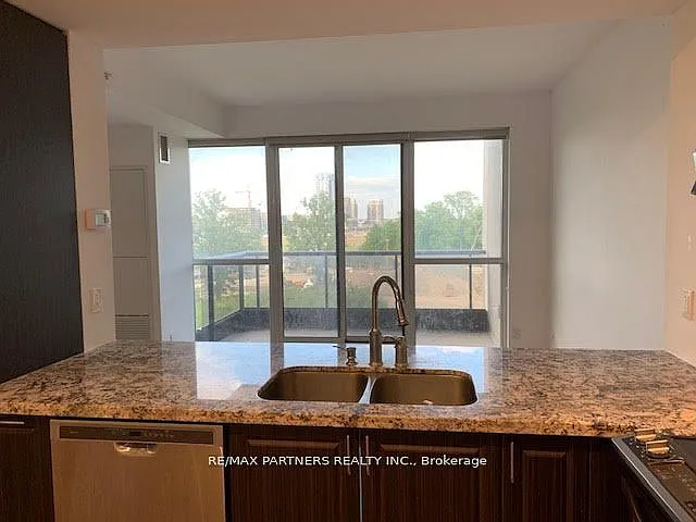 38 Cedarland Dr #605 — Photo 4