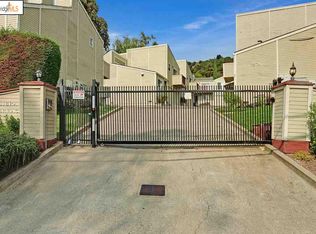 7574 Mountain Blvd APT 7, Oakland, CA 94605