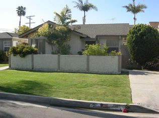 218 Knoxville Ave APT B, Huntington Beach, CA 92648