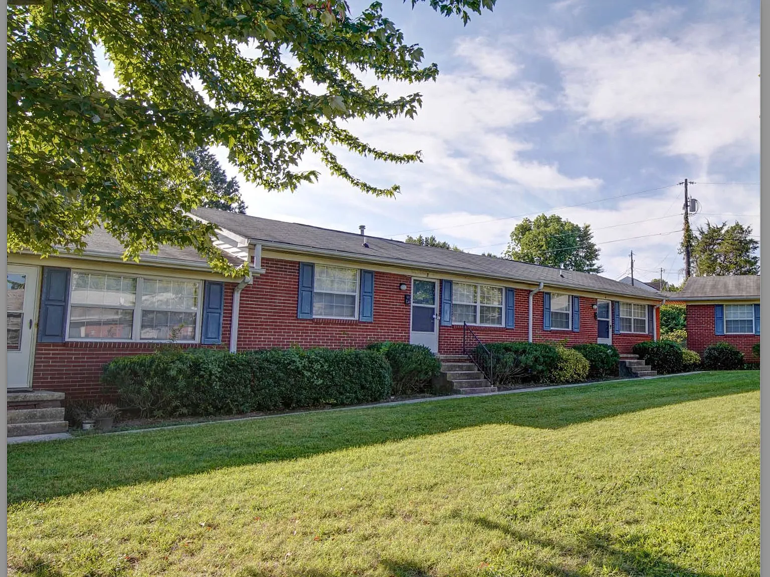2 bed, 860 sqft, $850 — Photo 1