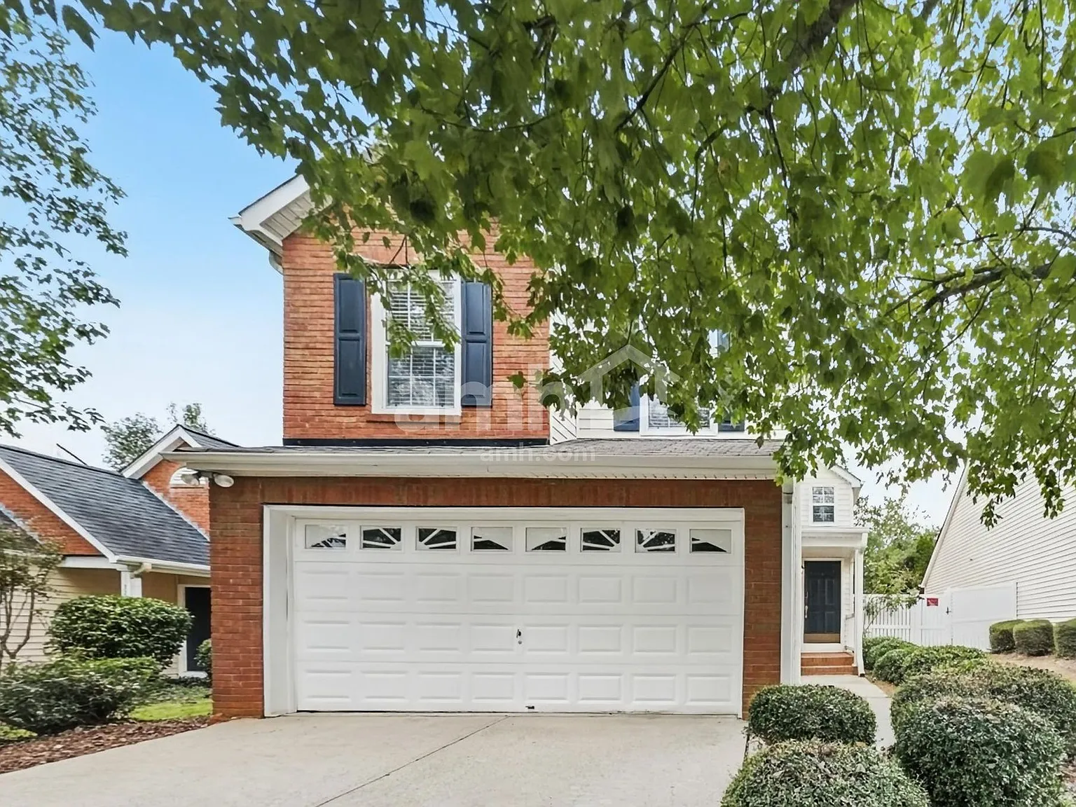 3 bed, 2.5 bath, 1460 sqft, $2,555 — Photo 1