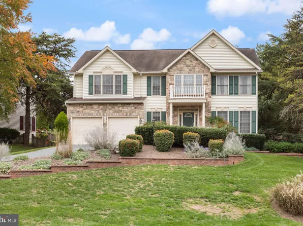 6733 Woodridge Rd, New Market, MD 21774