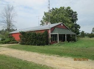 5750 White Creek Rd, Marlette, MI 48453