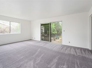 1209 Gatewood Ln, Santa Paula, CA 93060