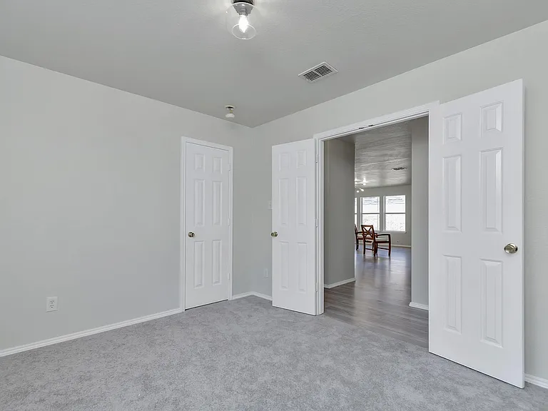 1037 Triple Crown Dr — Photo 22
