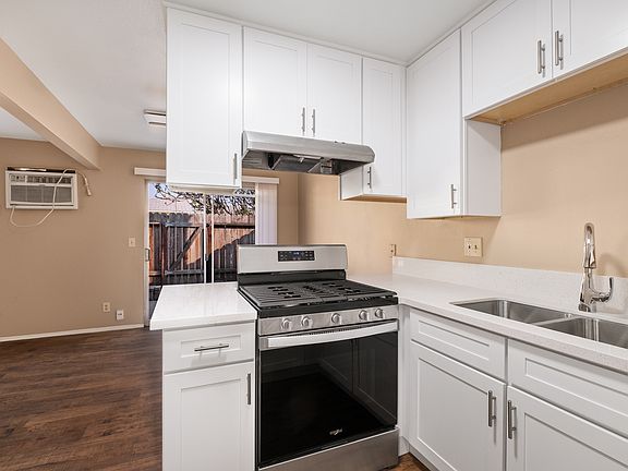 2nd image of 2030 E Wilshire Ave APT A
