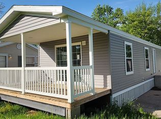 4991 Wixom Dr, Beaverton, MI 48612