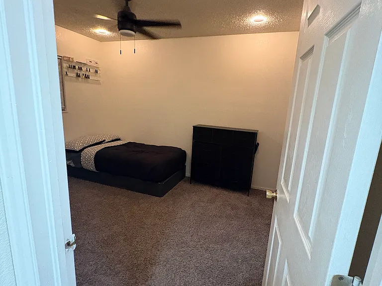 942 S Harmony Ln — Photo 18