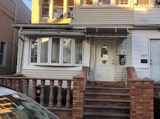 9025 75th St #2, Woodhaven, NY 11421