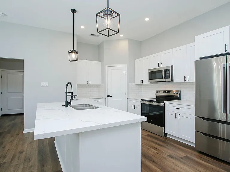 4337 Faulkner St — Photo 9