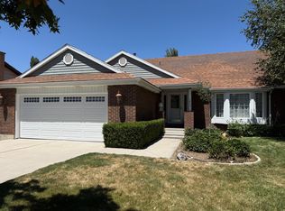1453 E Vintry Cir, Salt Lake City, UT 84121