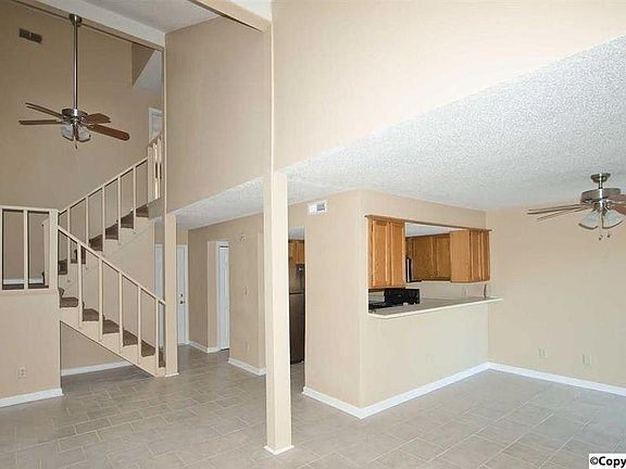 family room pic #1