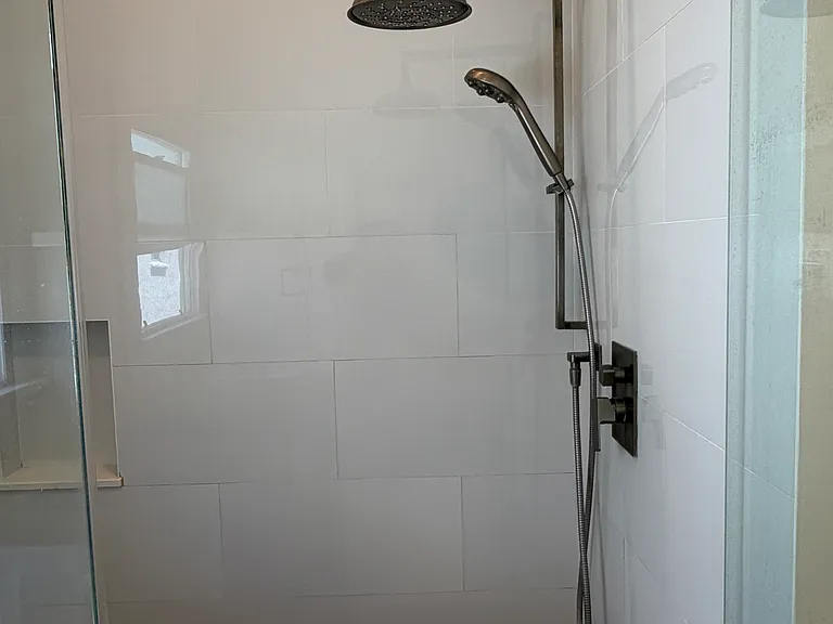 163 N La Peer Dr #C — Photo 24