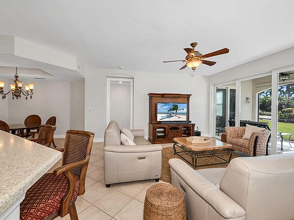 5th image of 1285 Rialto Way Unit 102