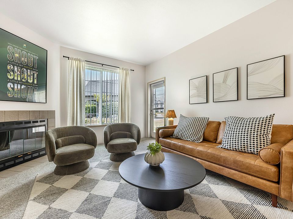 Model Living Room
