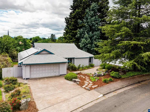 2828 NW Angelica Dr, Corvallis, OR 97330
