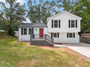 7101 Shellburne Dr, Raleigh, NC 27612