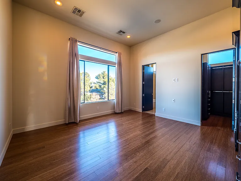 7426 Yonie Ct — Photo 39