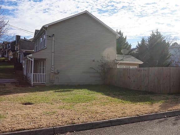 4th image of 2412 NW Wadsworth Dr