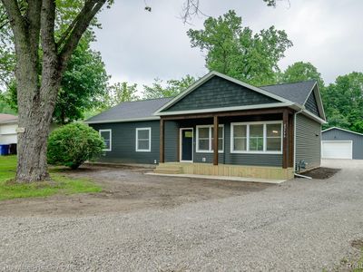 43796 Willow Rd, Belleville, MI, 48111