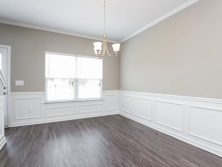 601 Fieldcrest Dr — Photo 6