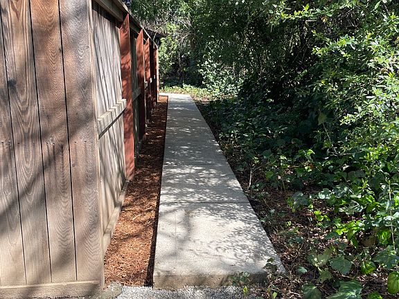 Walkway to the cottage.