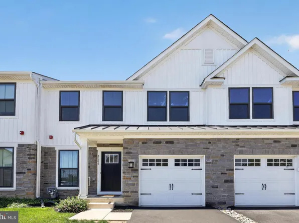 8005 Milltown Cir, Cheltenham, PA 19012