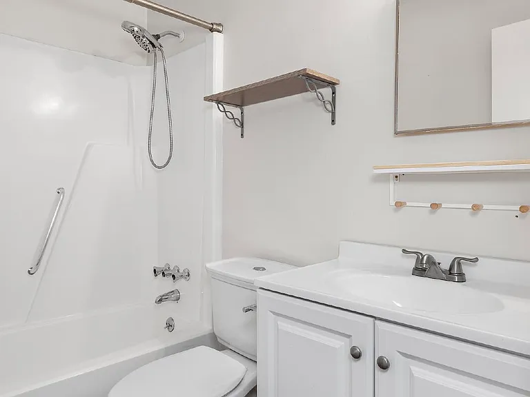 735 W Ocean View Ave #A — Photo 18