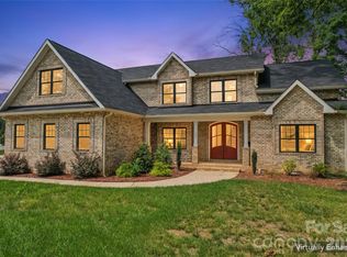 101 McAlway Rd, Charlotte, NC 28211