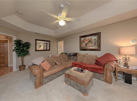3rd image of 114 Abbotswood Pl