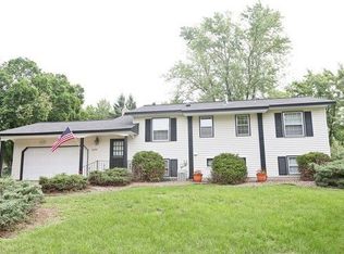 10397 Hollywood Blvd NW, Coon Rapids, MN 55433