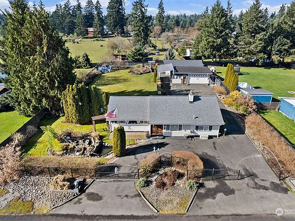 3rd image of 22702 40th Avenue E