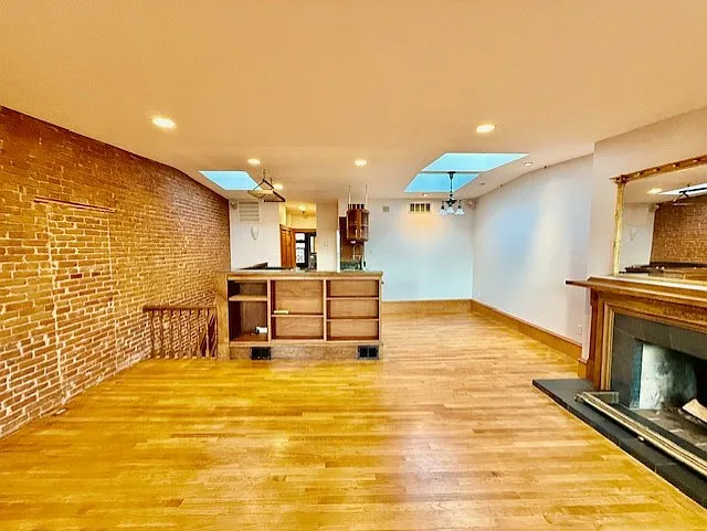 Building Photo - 17 Holyoke St #2