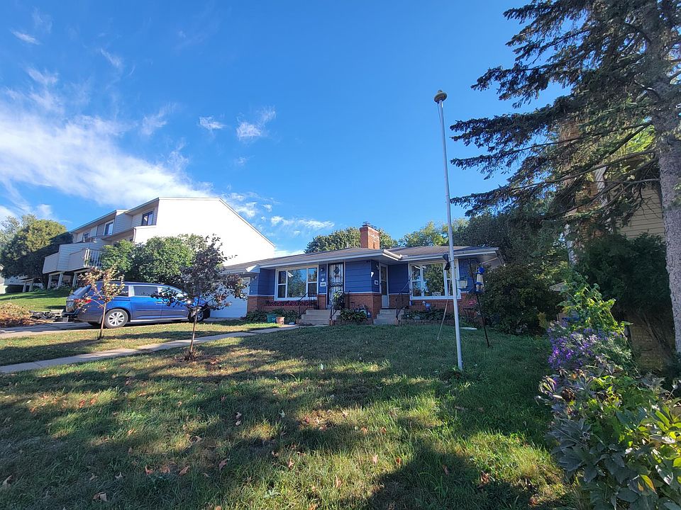 Front of duplex