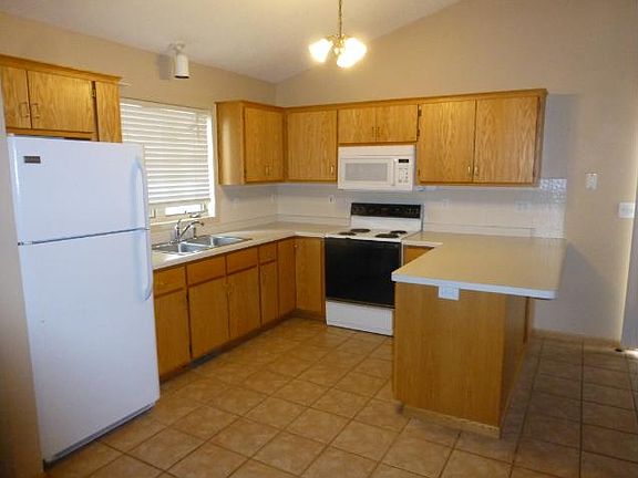 4th image of 125 16th Street Ct