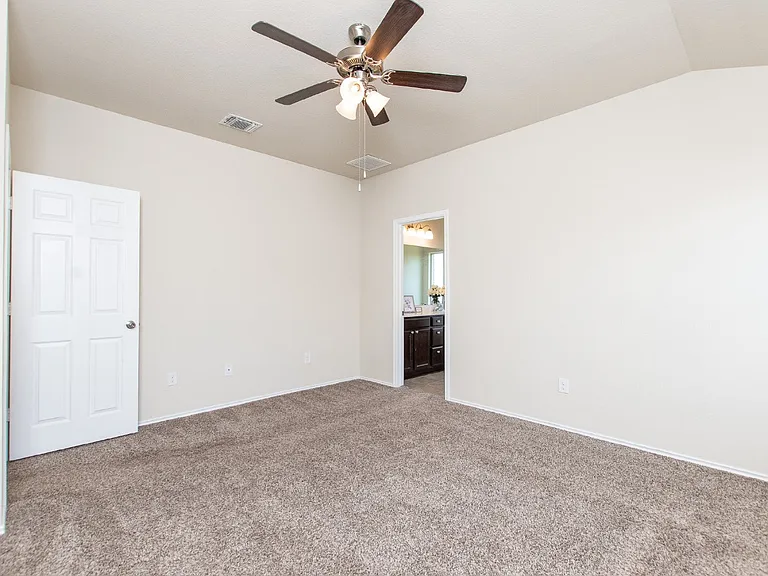 2516 Bargello St — Photo 24