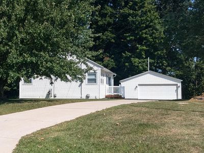 4684 Wakefield Ave NE, Comstock Park, MI, 49321