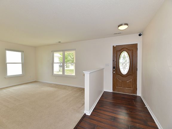 4th image of 15309 Wolf Run Ct