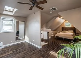 1734 N Rockwell St #2 — Photo 7
