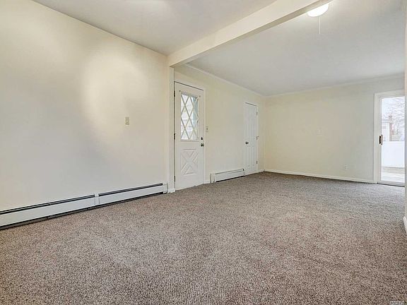 5th image of 7 Algonquin Ave