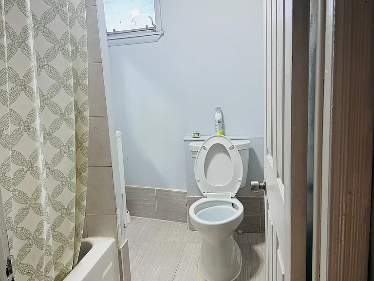 6037 Rising Sun Ave #2 — Photo 8