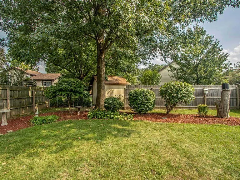 5336 Trillium Ct — Photo 15