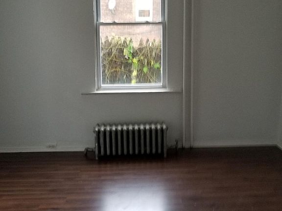 4th image of 200 N Burgher Ave #2