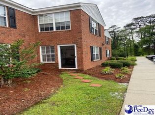1122 3rd Loop Rd APT A, Florence, SC 29505
