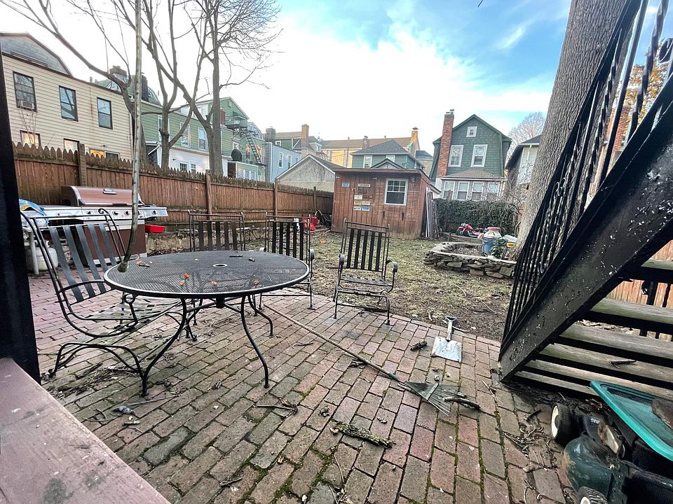 1st image of 420 E 240th St #B1