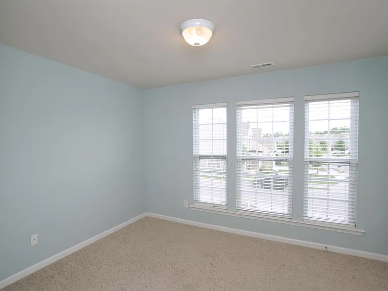 2105 Corwith Dr #1 — Photo 11