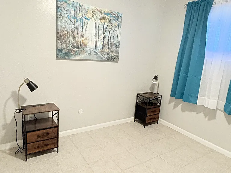 507 W Westview St #4 — Photo 12