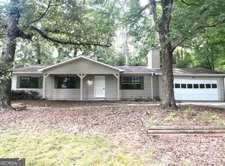 3034 Fireside Dr, Snellville, GA 30078