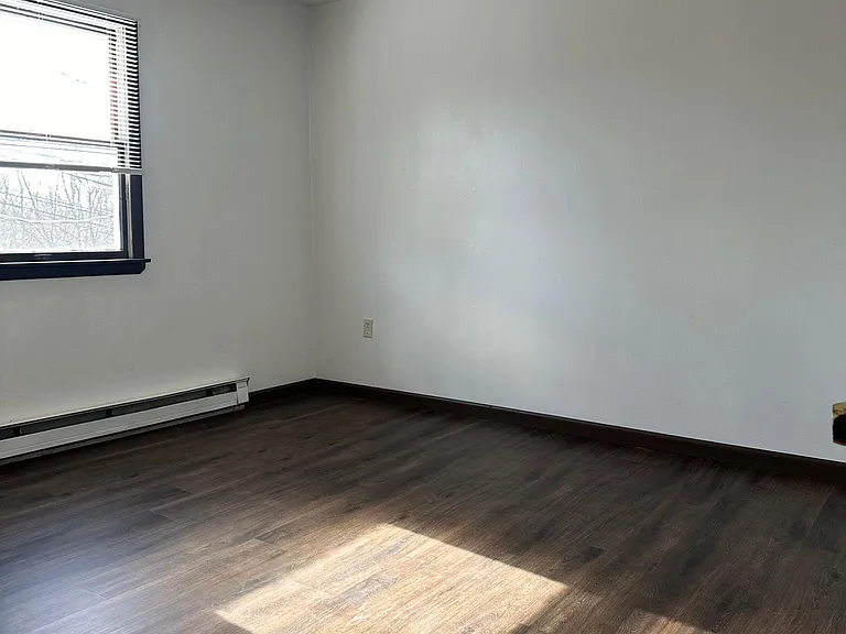 119 Green Pl #2 — Photo 6